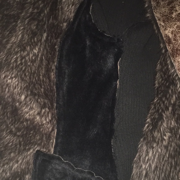 2b bebe faux leather faux fur asymmetrical zip up sweater - Picture 9 of 9